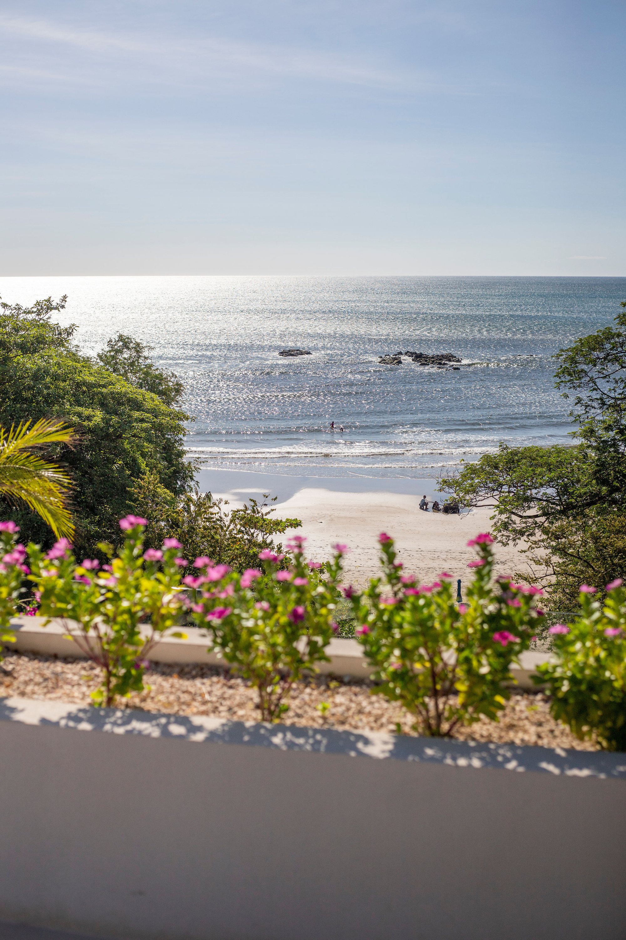 Coastal cliff view near Tamarindo